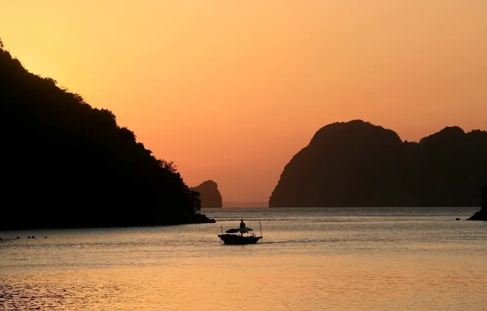 A nice sunset in Halong Bay