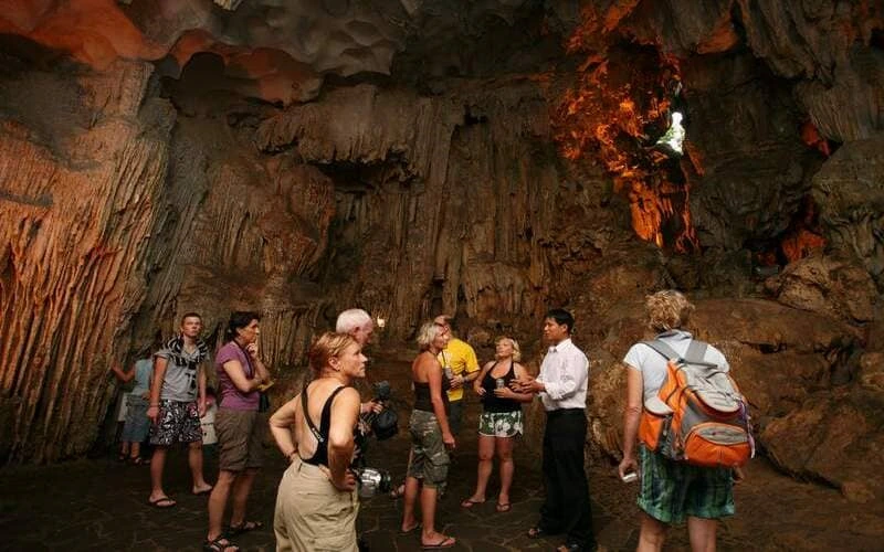 first chamber of Sung Sot Cave