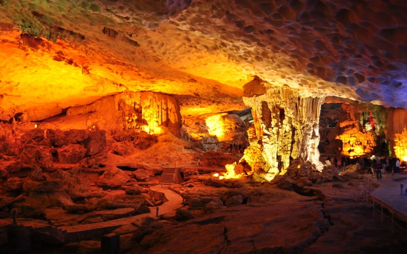 second chamber of Sung Sot cave