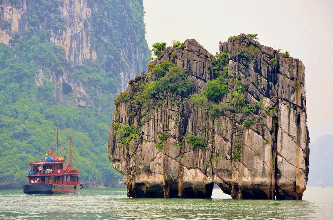 Dinh Huong Islet in Halong Bay