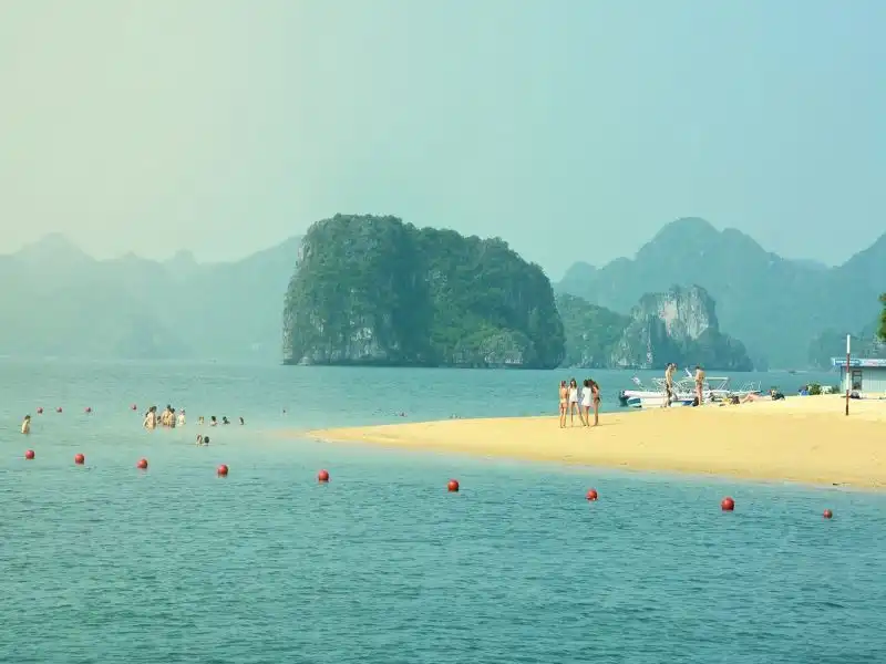 Ti Top Beach in Ti Top island