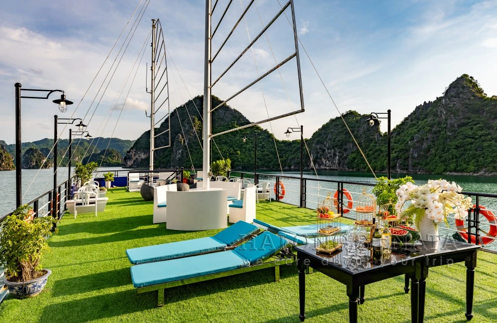 Sundeck