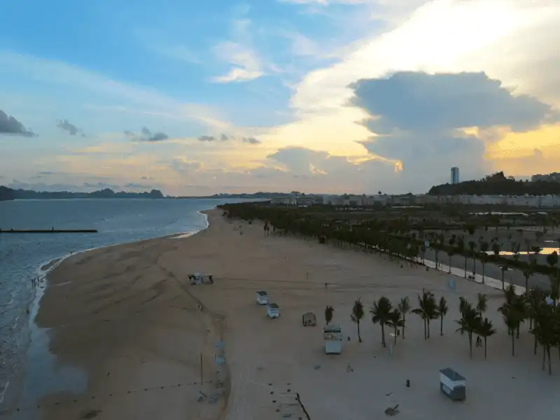 Bai Chay Beach