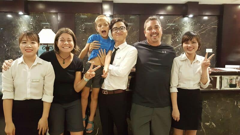 CruiseInHalongBay.com Team