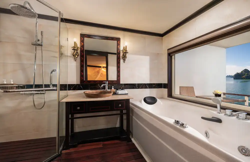 Bathroom with bathtub ocean view