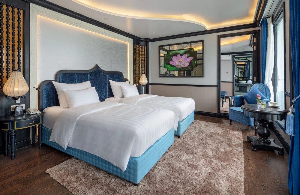 Executive Cabin with Twin Beds