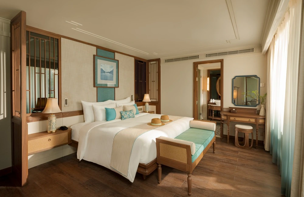 Symphony Suite Cabin 2