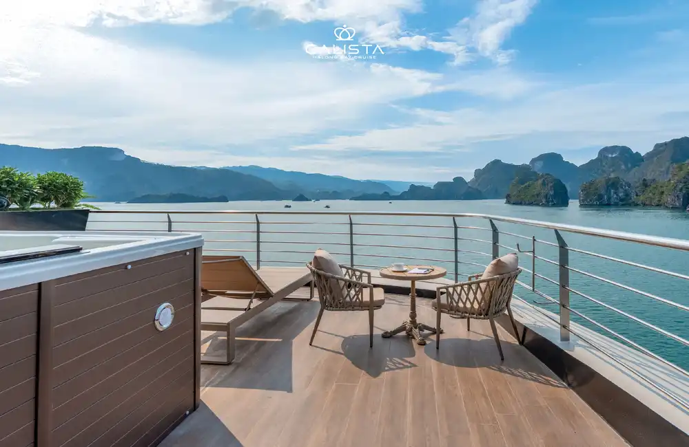 Private Terrace with Jacuzzi