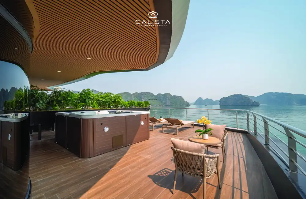 Private Terrace with Jacuzzi