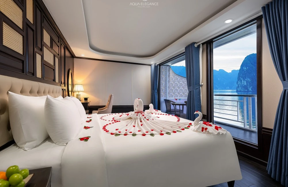 Honeymoon Suite