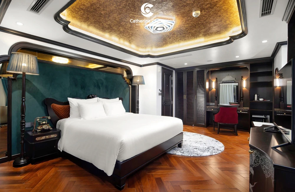 Royal Suite 2
