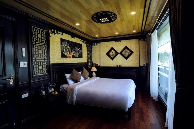 Deluxe Balcony Cabin 2