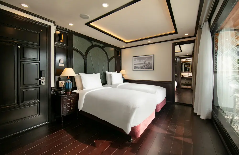 Connecting Suite