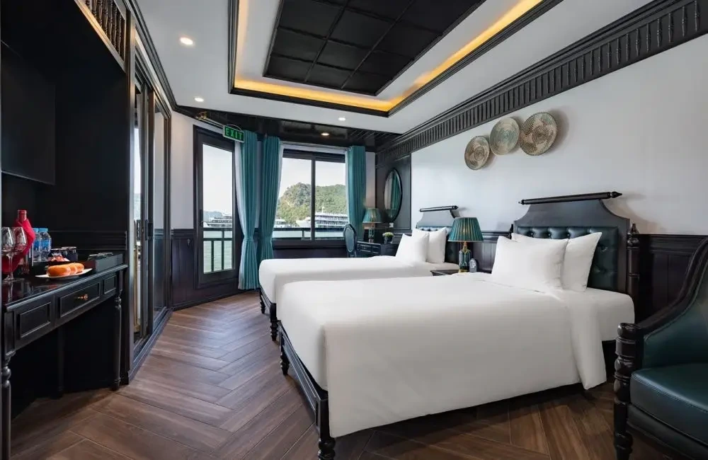 Senior Suite with twin bed