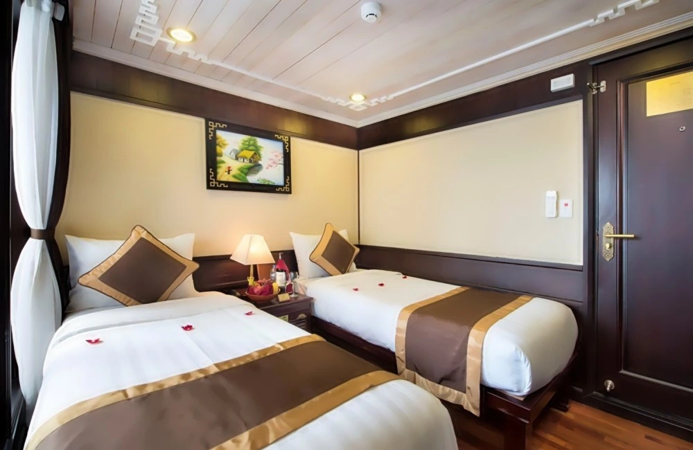Deluxe Cabin with twin bed