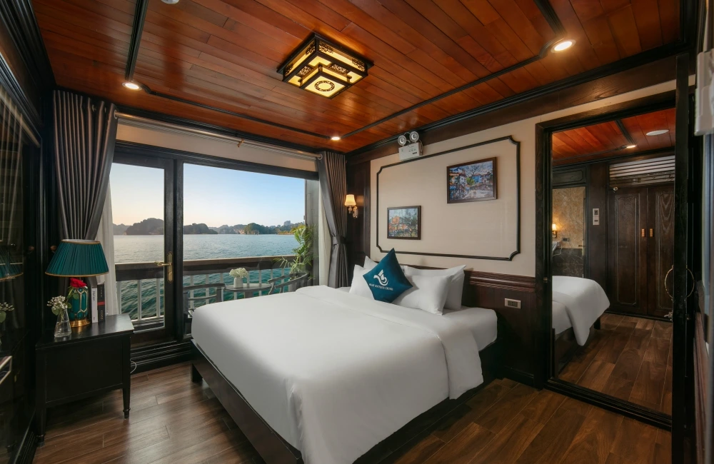 Connecting Cabin