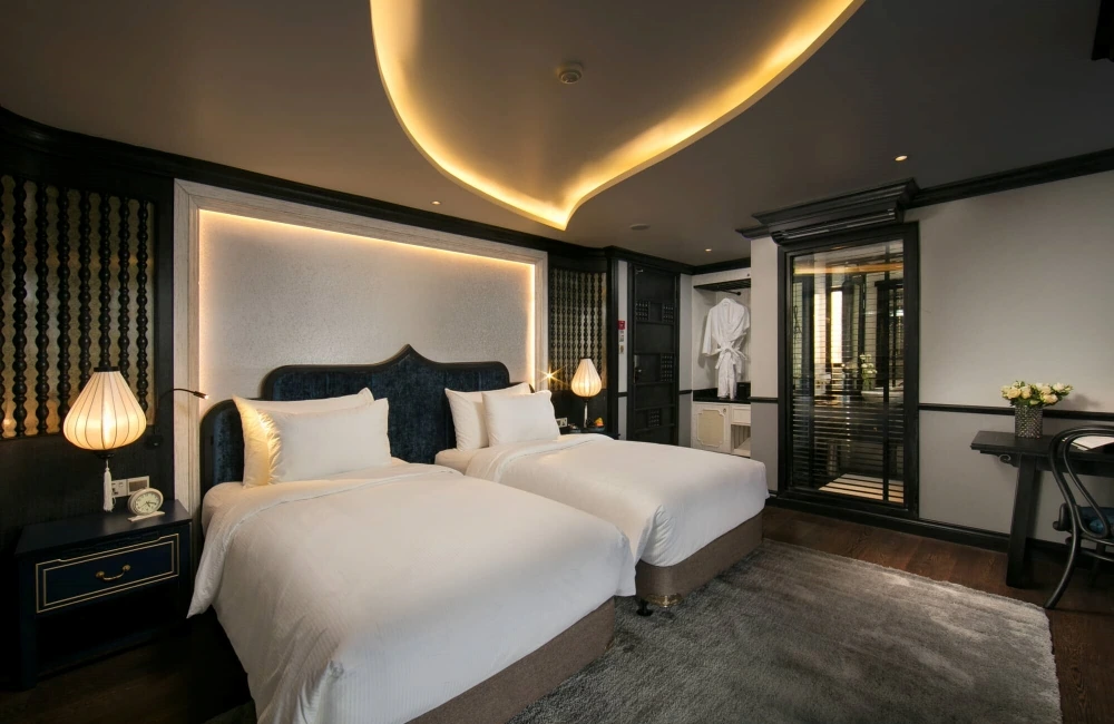 Deluxe Cabin with twin bed