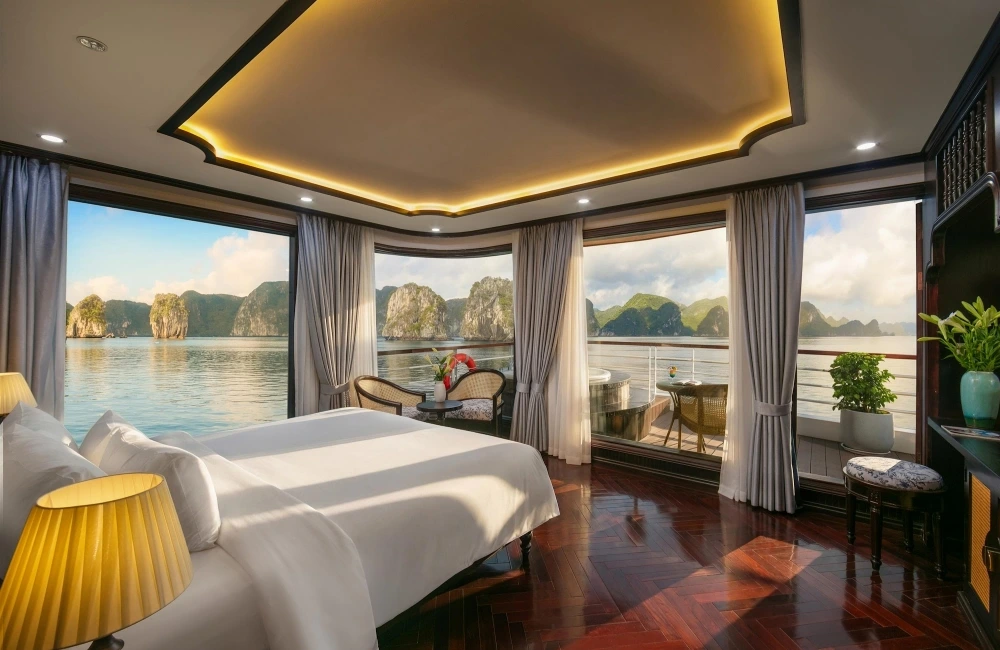 Royal Suite 2