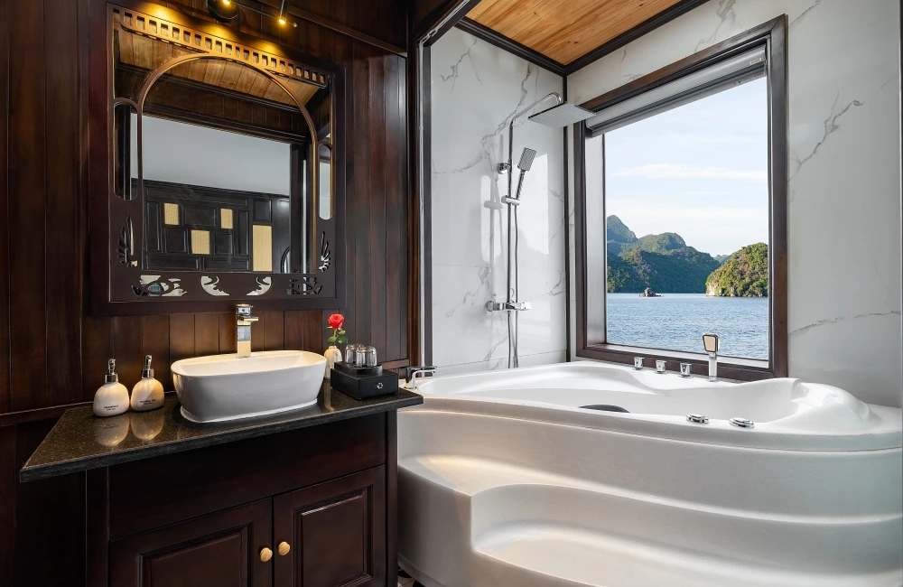 en-suite bathroom