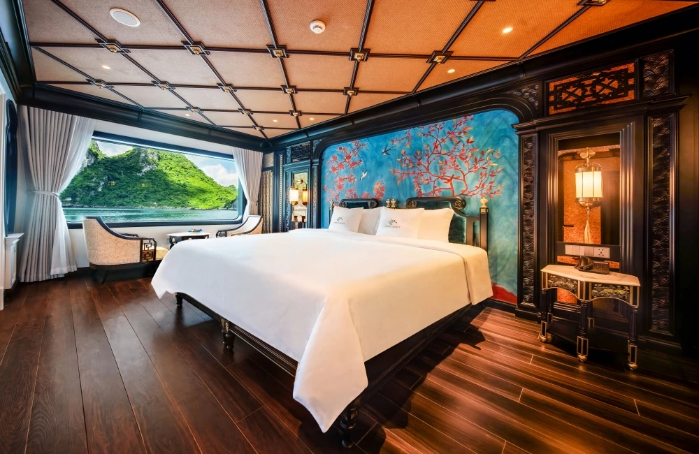 Halong Deluxe