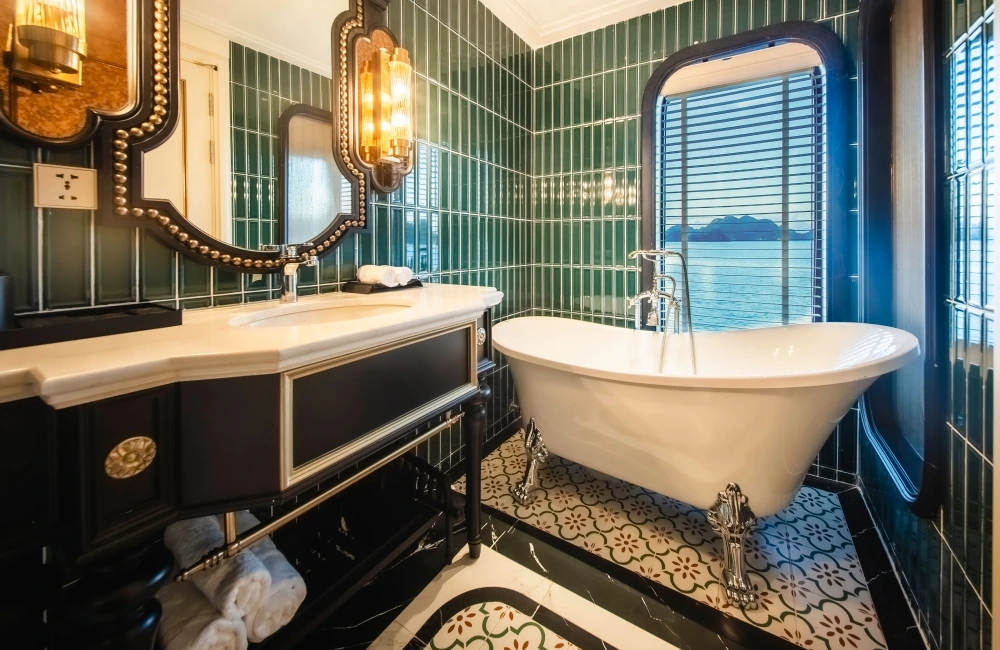 Bathroom with bathtub