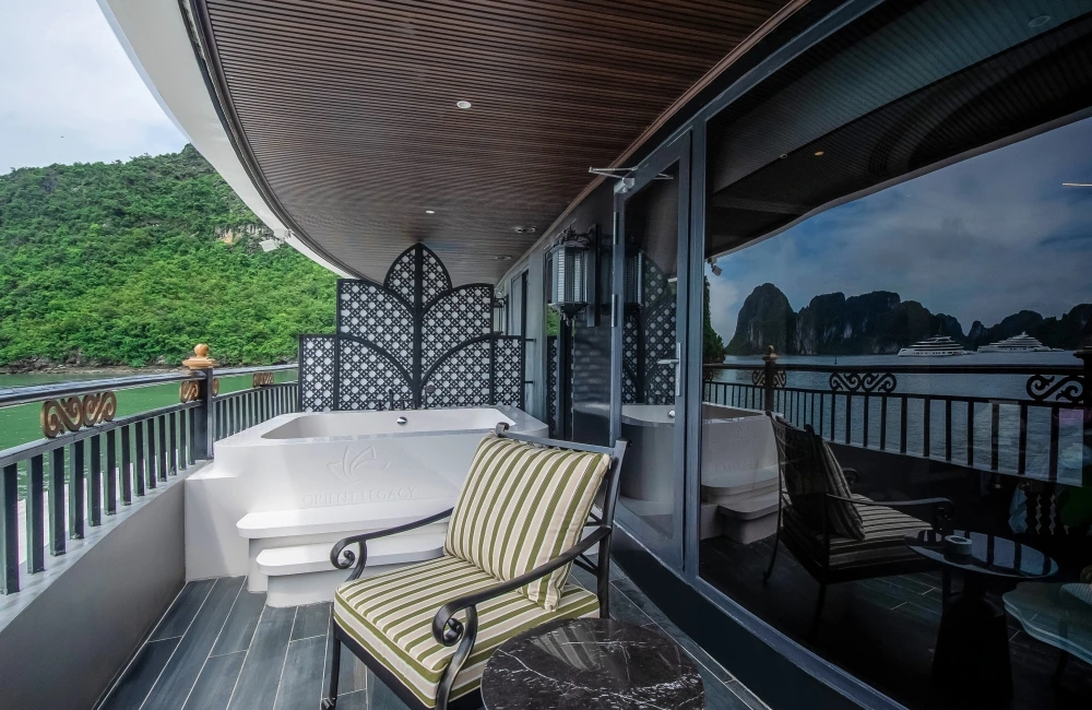 Private Terrace with Jacuzzi