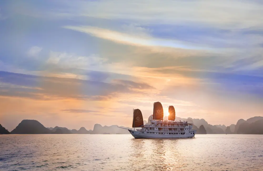 Hera Classic Boutique Cruise