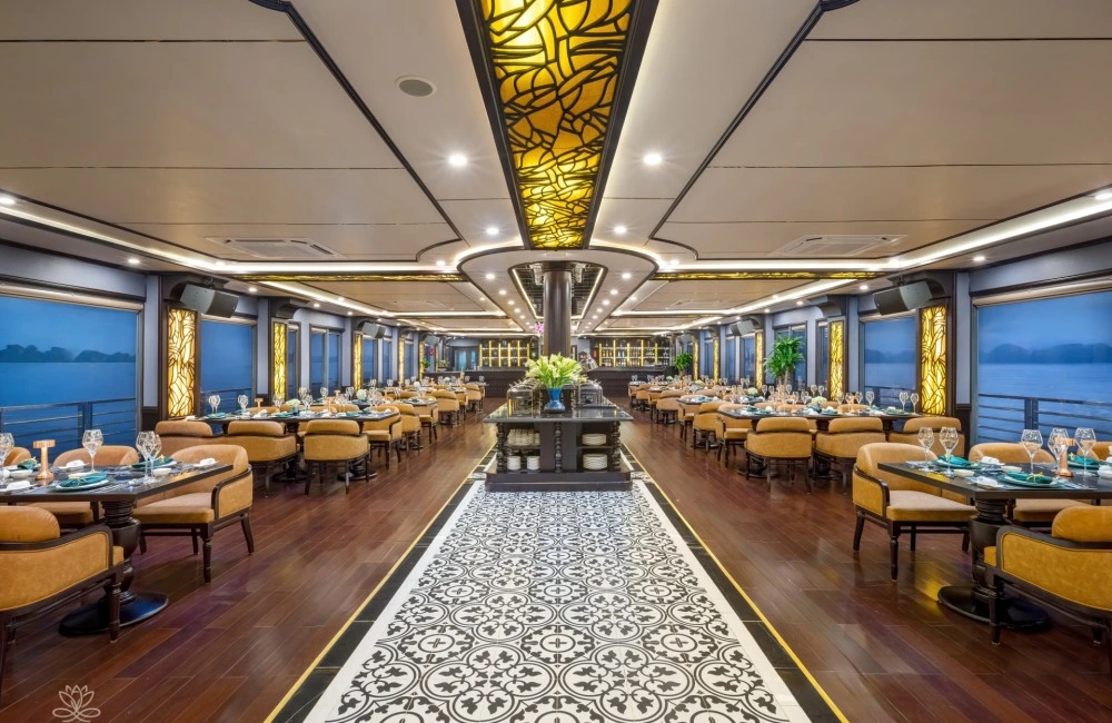 Indoor restaurant 2 