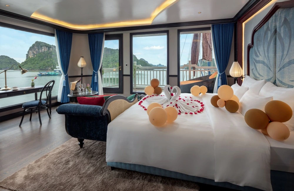 Cruise Cabin