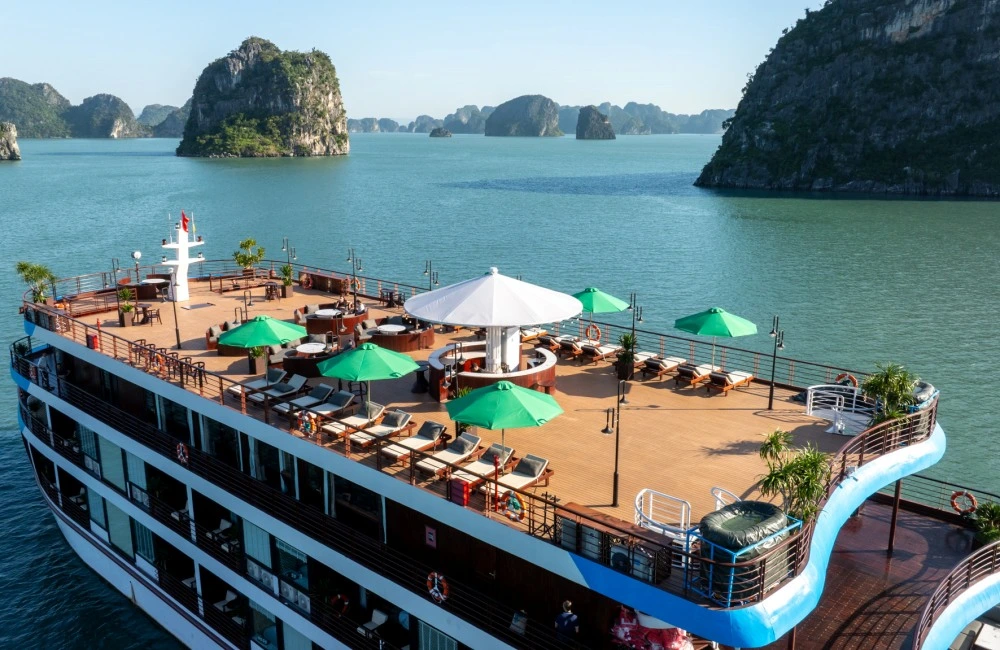 Cruise Deck