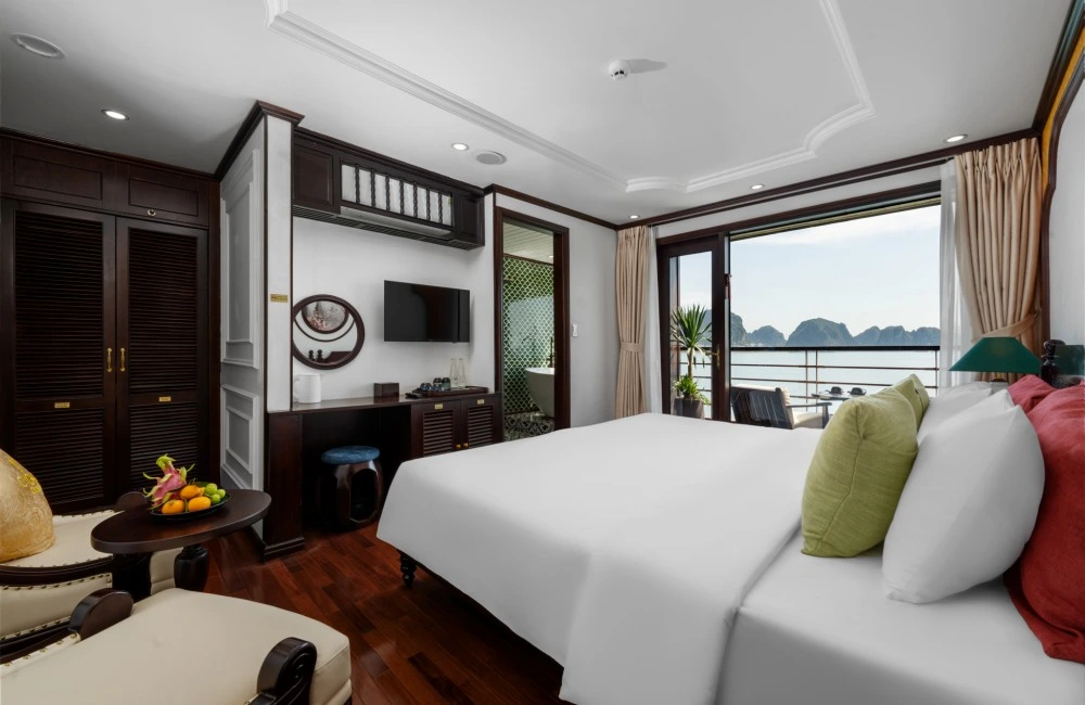 Cruise Cabin