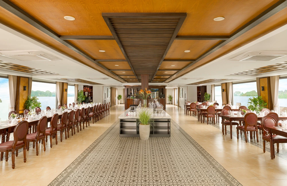 Cruise Restaurant
