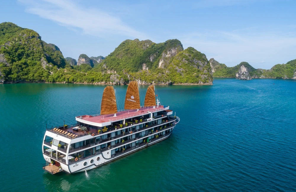 La Regina Grand Cruise