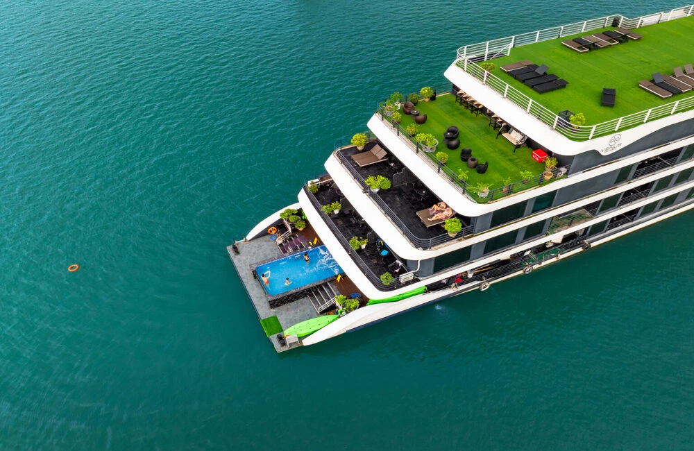 Cruise Deck with Swimming Pool