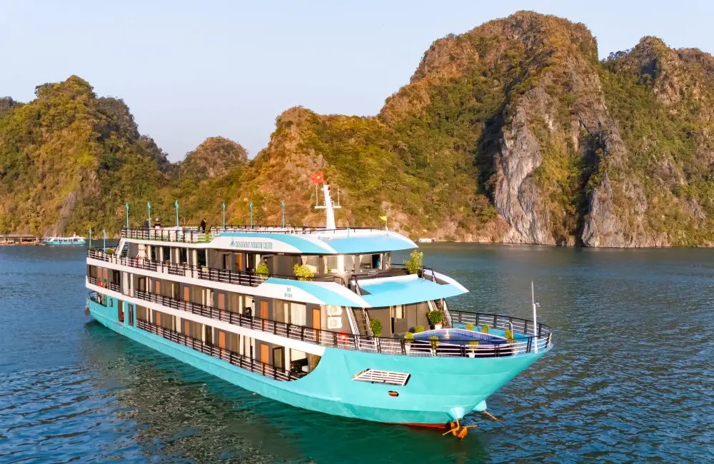 Dragon Bay Premium Cruise