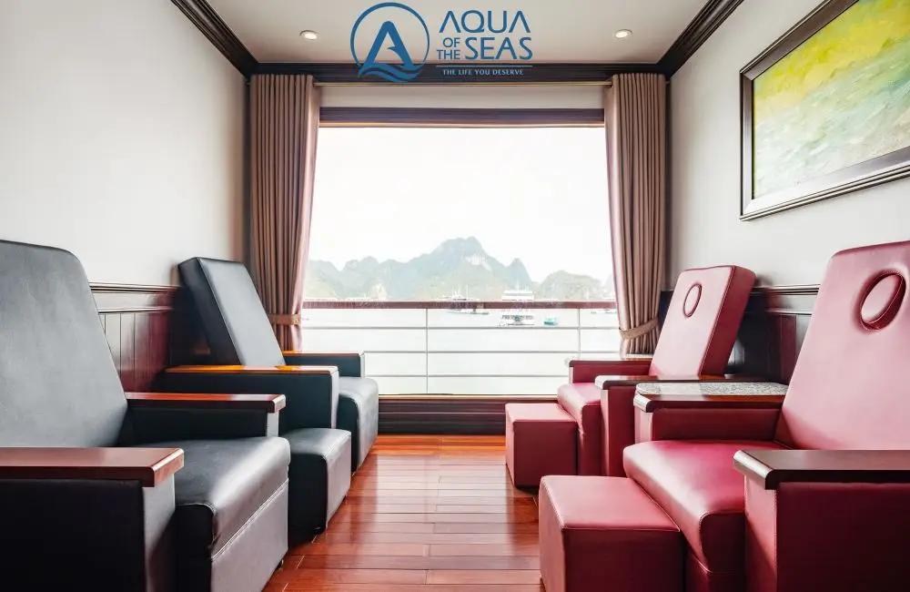 Foot massage areas with sea view window