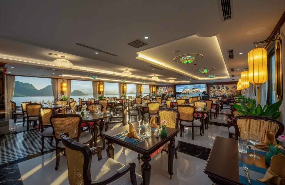 1st deck indoor restaurant