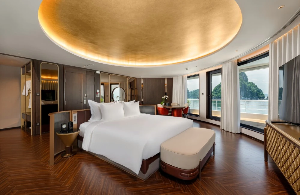 Cruise Cabin