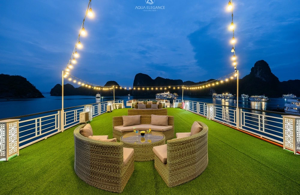 Sundeck setting at night