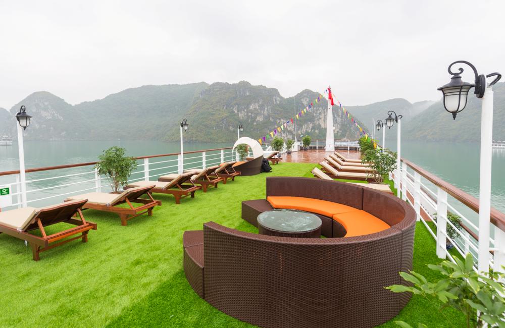 Sundeck 2