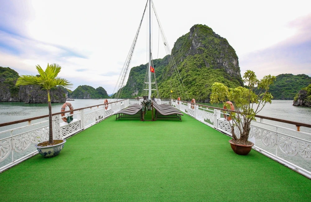 Sundeck