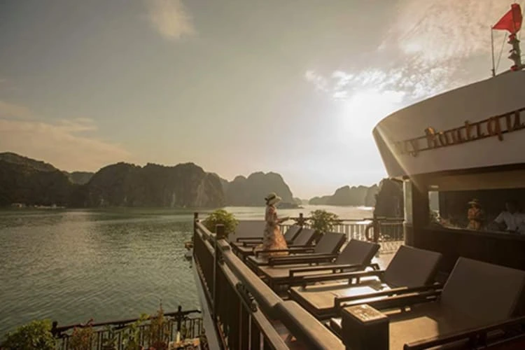 Sundeck