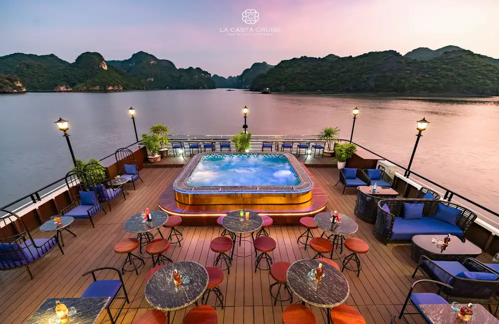Outdoor Jacuzzi