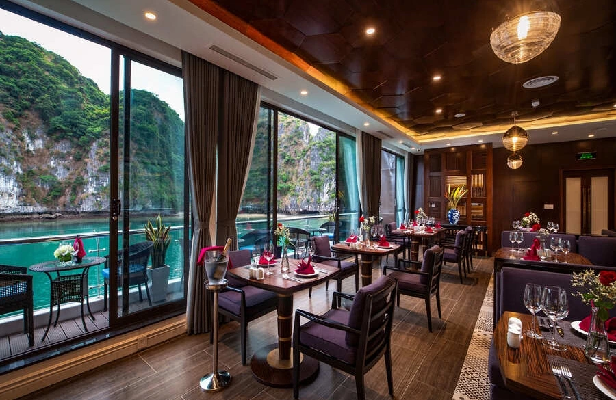 Indoor restaurant