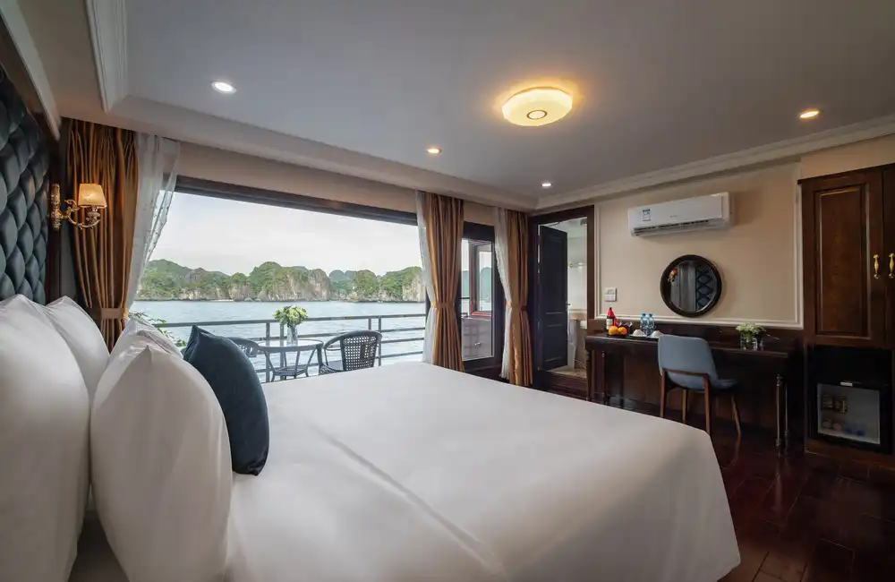 Cruise Cabin