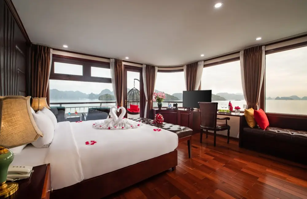 Cruise Cabin
