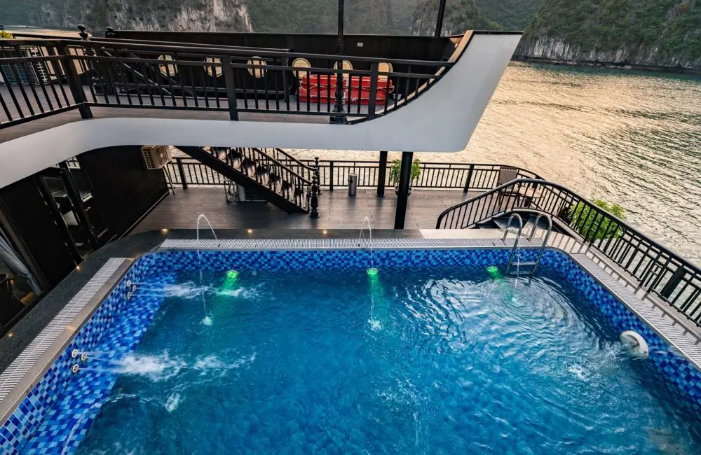 Seasonal Swimming Pool