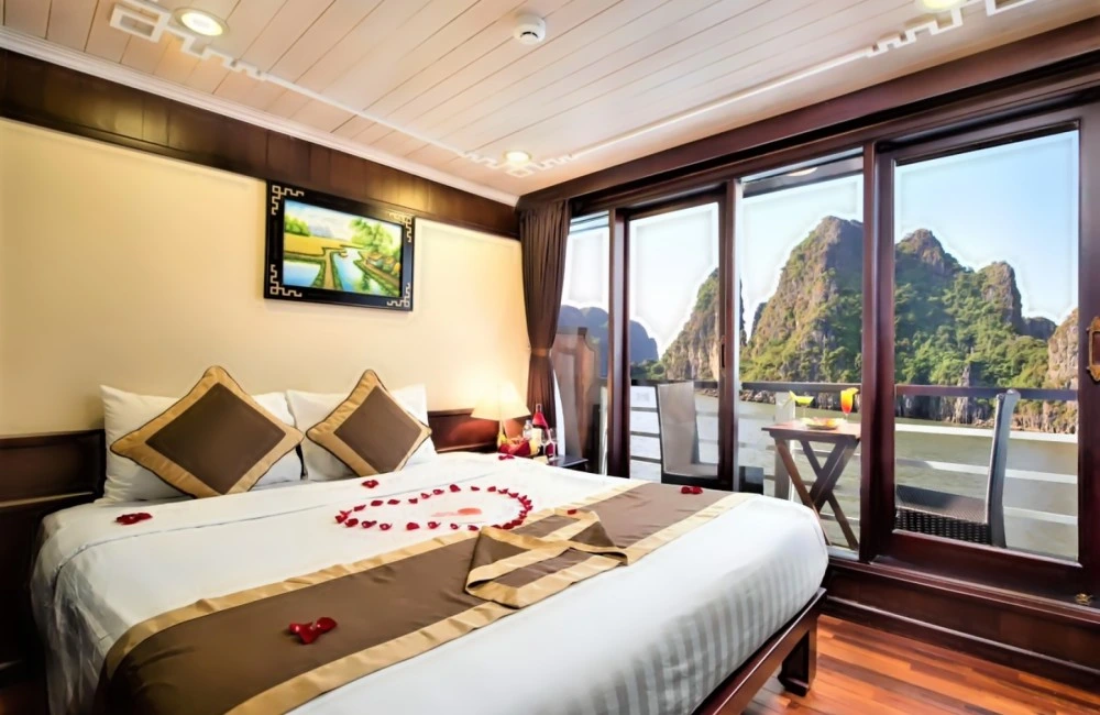 Cruise Cabin