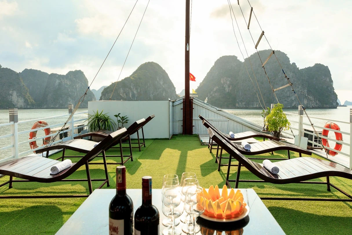 Sundeck 2