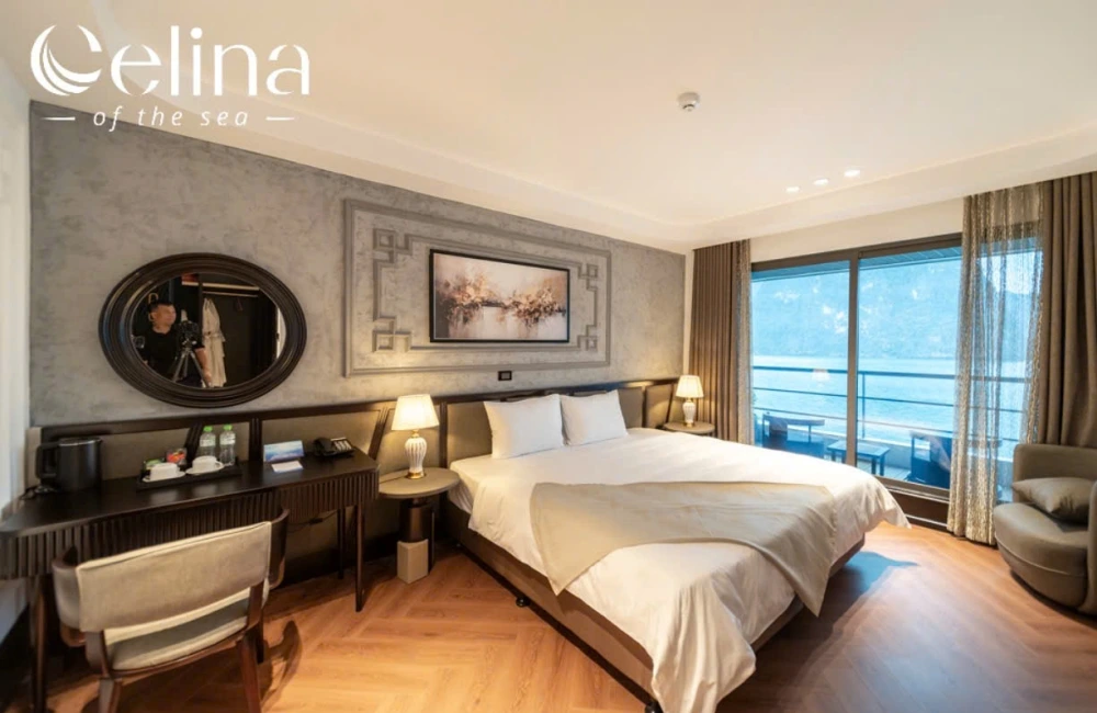 Cruise Cabin